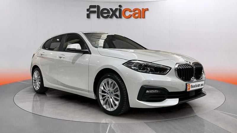 Usado BMW 118 136 CV (100 kW) 2023 Blanco Utilitario