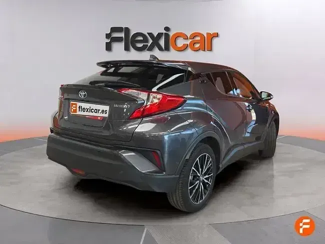 Usado Toyota C-HR Active 122 CV (89 kW) 2018 Gris SUV