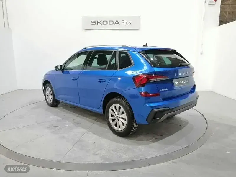 Usado Skoda Kamiq Selection 115 CV (84 kW) 2025 Azul SUV