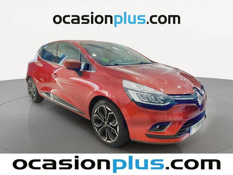 Usado Renault Clio IV Zen 90 CV (66 kW) 2018 Rojo