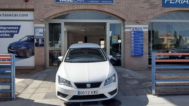 Blanco Usado 2019 Seat Leon Reference Utilitario | 12.500 € (Precio justo) - Imagen 1/4