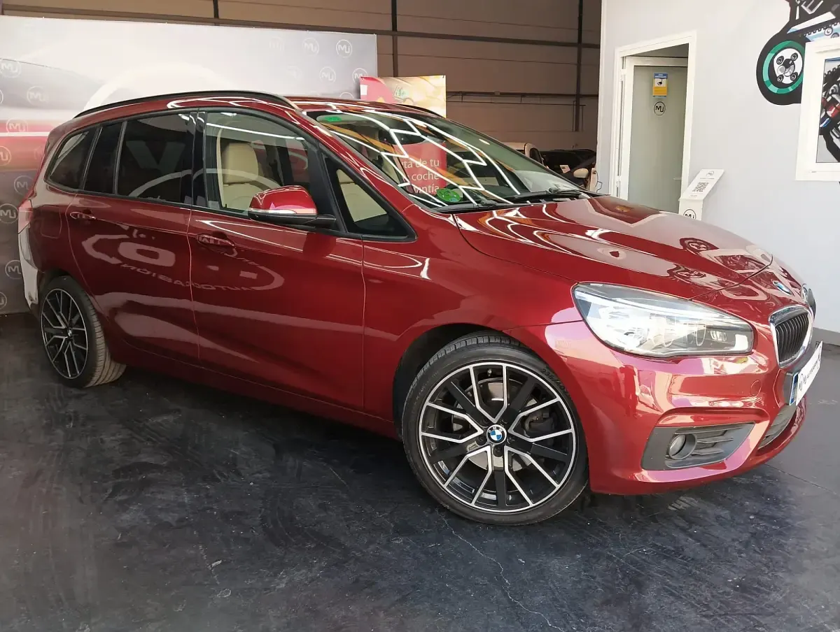 Usado BMW 220 190 CV (139 kW) 2016 Granate Familiar