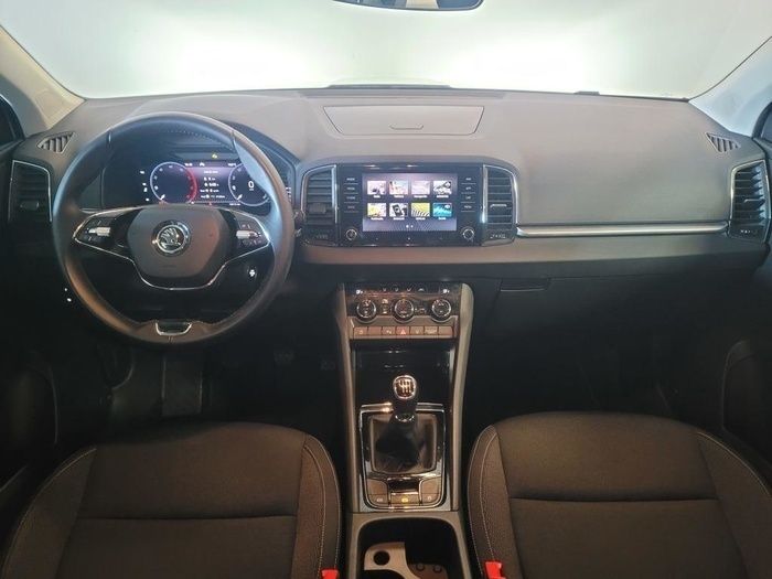 Usado Skoda Karoq Ambition 150 CV (110 kW) 2023 Rojo SUV
