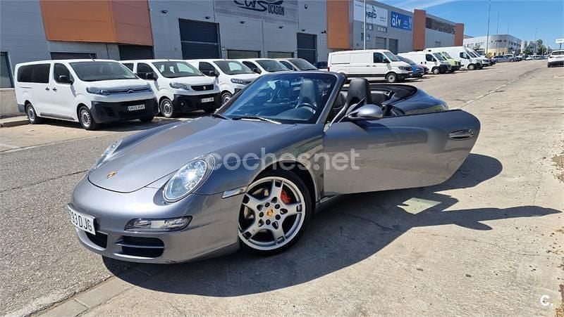 Gris / plata Usado 2005 Porsche 911 Carrera S Cabriolet Descapotable | 48.500 € - Imagen 1/4