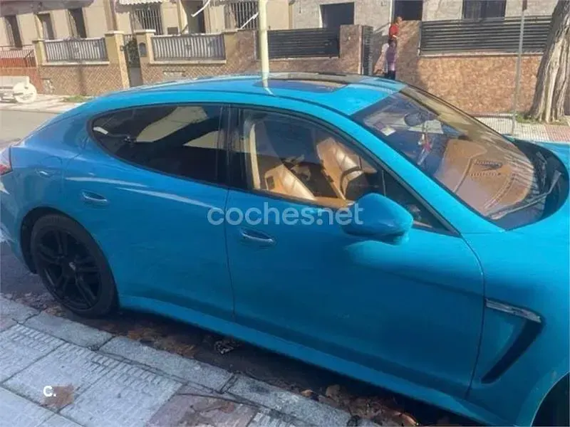 Usado Porsche Panamera 299 CV (219 kW) 2012 Azul Utilitario