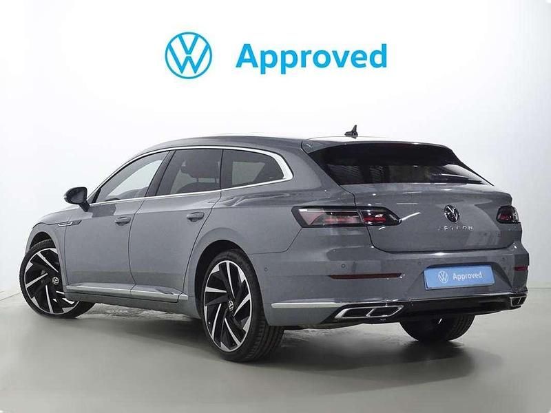 Usado VW Arteon R-line 200 CV (147 kW) 2024 Gris Familiar