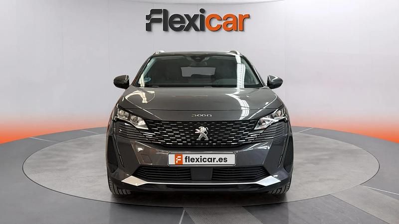 Usado Peugeot 3008 Allure 131 CV (96 kW) 2021 Gris SUV