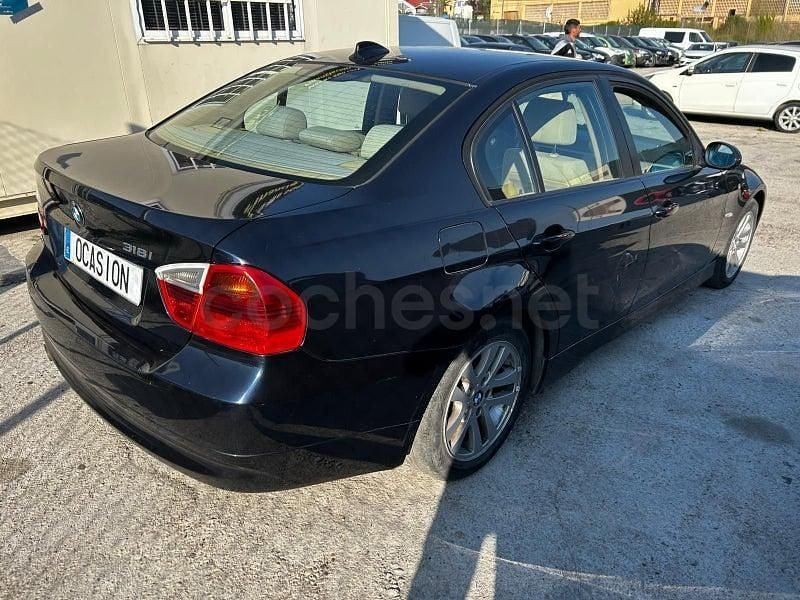 Usado BMW 318 129 CV (94 kW) 2006 Negro Berlina