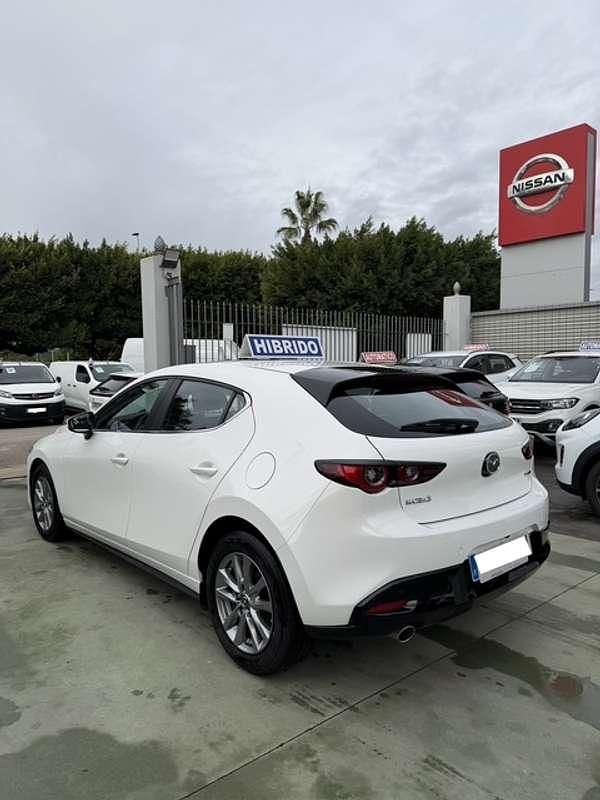 Usado Mazda 3 Prime-Line 140 CV (102 kW) 2024 Blanco Utilitario