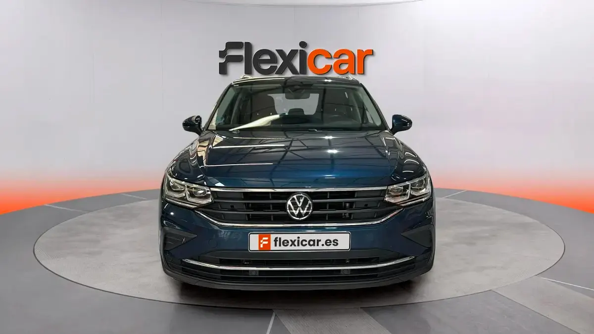 Usado VW Tiguan Life 150 CV (110 kW) 2022 Verde SUV