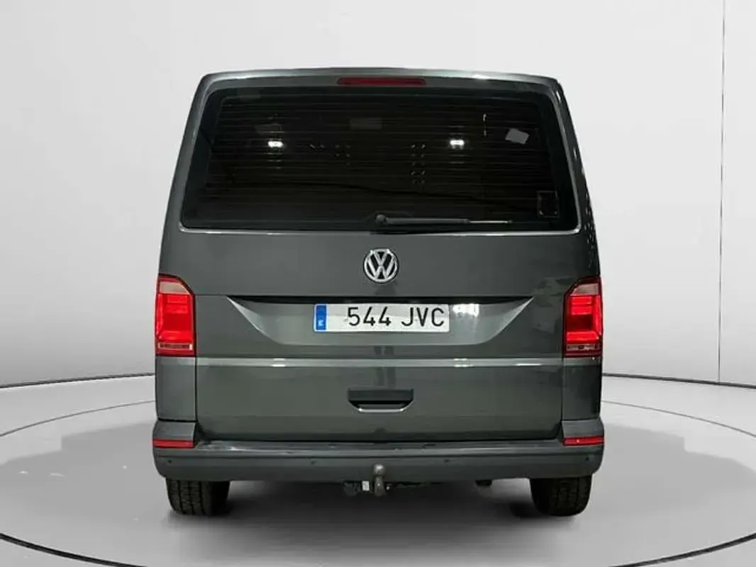 Usado VW Caravelle Trendline 150 CV (110 kW) 2016 Blanco Van
