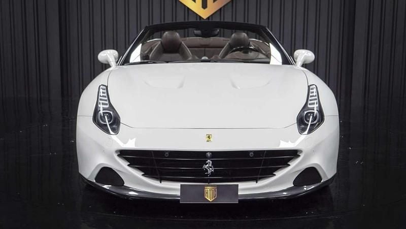 Usado Ferrari California 560 CV (411 kW) 2016 Blanco Descapotable