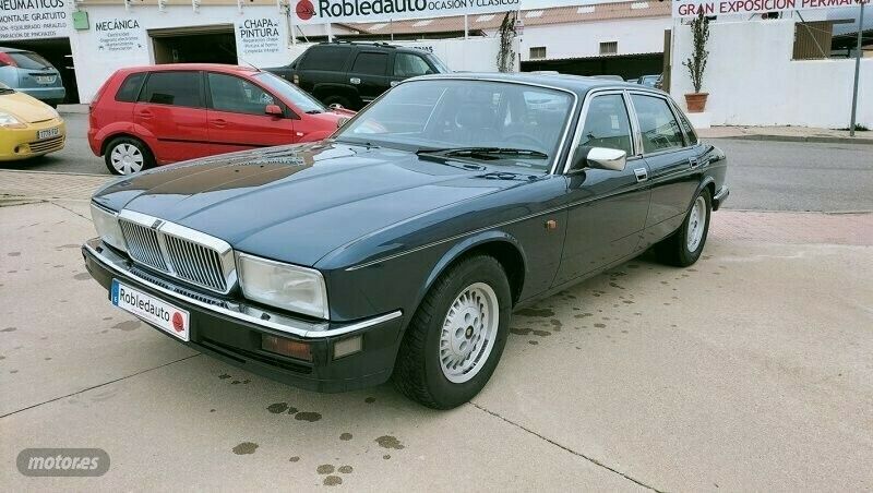 Azul oscuro Usado 1993 Jaguar XJ6 Sovereign Berlina | 8000 € - Imagen 1/4