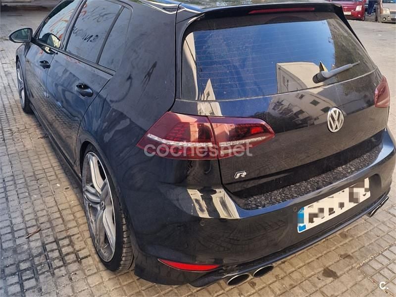 Usado VW Golf VII R 310 CV (228 kW) 2017 Negro Berlina