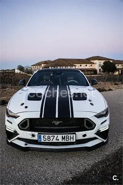 Usado Ford Mustang GT 450 CV (330 kW) 2022 Blanco Coupe