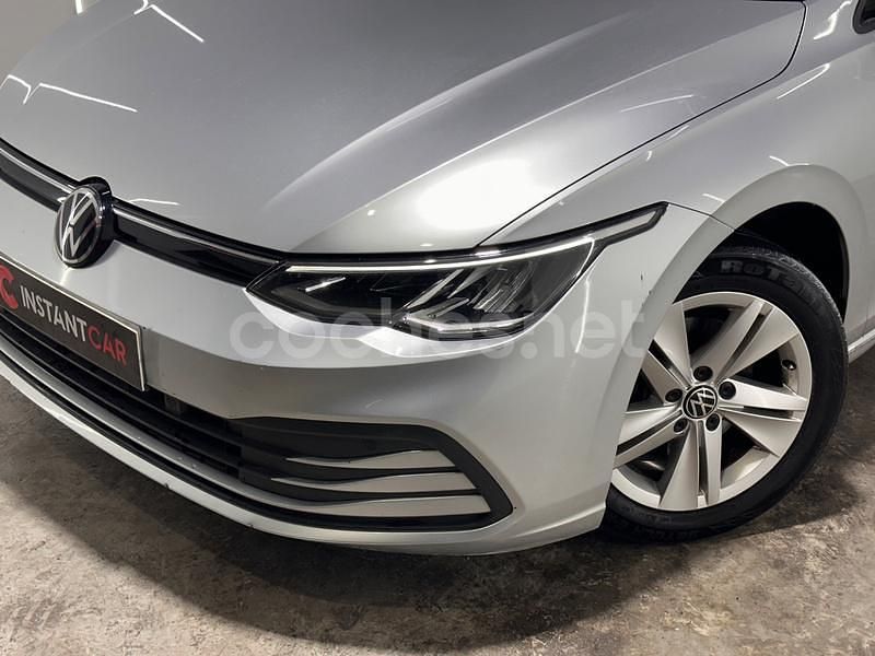Usado VW Golf VIII Life 110 CV (80 kW) 2021 Blanco Berlina