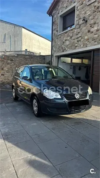 Usado VW Polo Trendline 75 CV (55 kW) 2005 Azul Utilitario