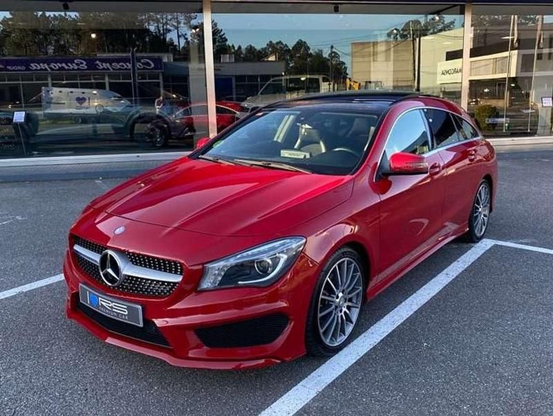 Usado Mercedes C220 AMG line 136 CV (100 kW) 2016 Rojo Familiar