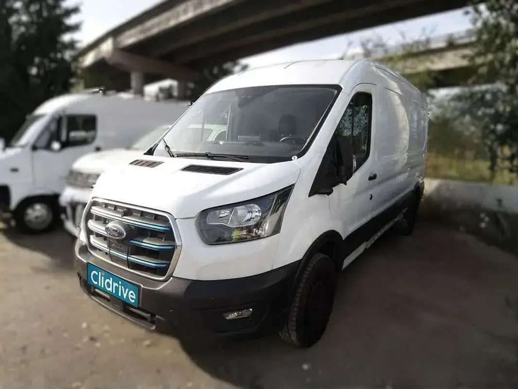 Usado Ford Transit Trend 135 kW (184 CV) 2022 Blanco Van