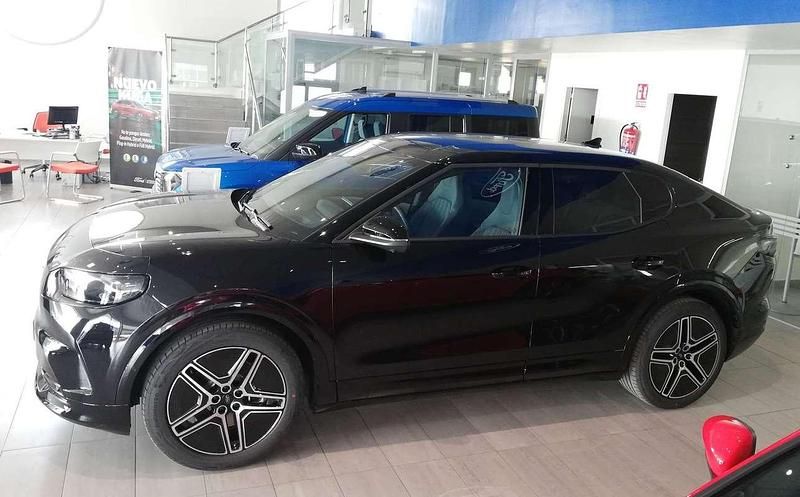 Usado Ford Capri Premium 210 kW (286 CV) 2024 Negro SUV