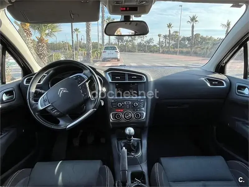 Usado Citroën C4 Seduction 112 CV (82 kW) 2011 Negro Berlina
