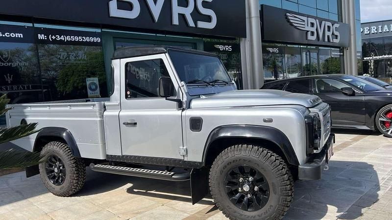 Plateado Usado 1998 Land Rover Defender SUV | 47.900 € - Imagen 1/4