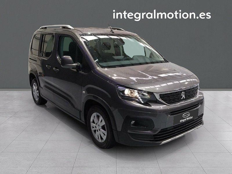 Usado Peugeot Rifter Allure 130 CV (95 kW) 2021 Marrón Monovolumen