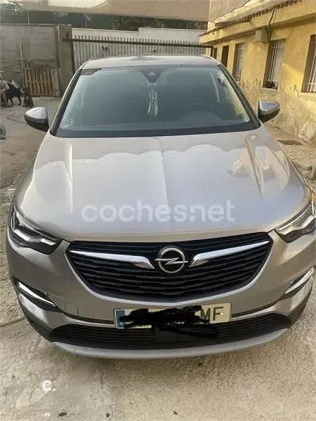 Usado Opel Grandland X Ultimate 180 CV (132 kW) 2018 Gris / plata SUV