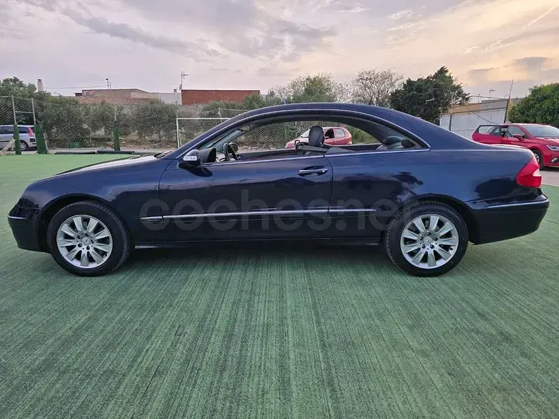 Usado Mercedes CLK280 Elegance 231 CV (169 kW) 2006 Azul Coupe