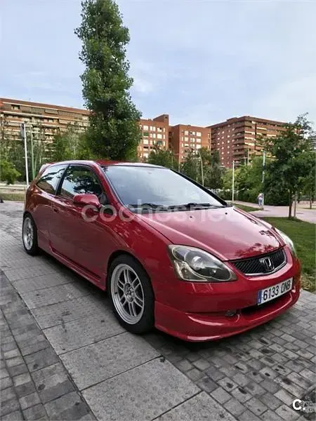 Usado Honda Civic Sport 110 CV (80 kW) 2005 Rojo Berlina