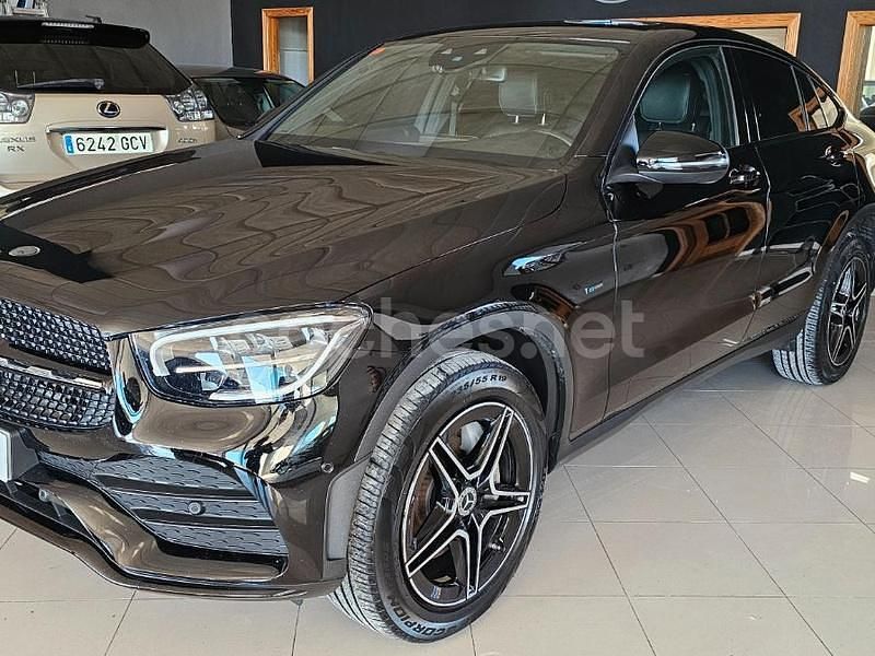 Usado Mercedes GLC300e 320 CV (235 kW) 2021 Negro SUV