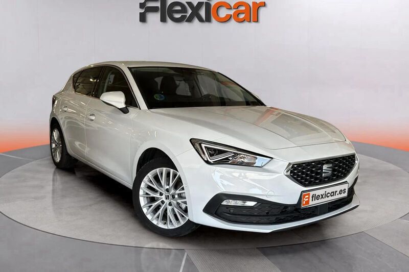 Blanco Usado 2022 Seat Leon XCELLENCE Berlina | 18.590 € (Super precio) - Imagen 1/4