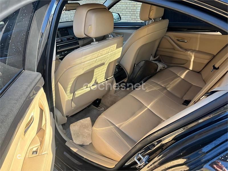 Negro Usado 2012 BMW 520 Gran Turismo Berlina | 10.800 € (Precio justo) - Imagen 1/1