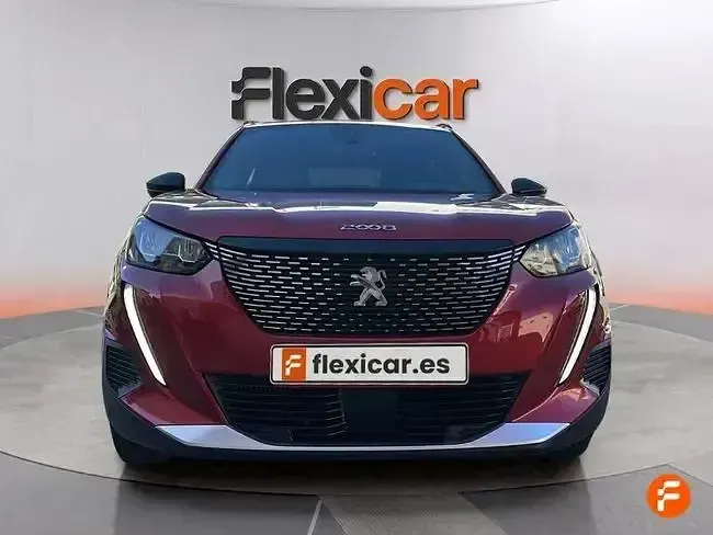Usado Peugeot 2008 Allure 130 CV (95 kW) 2022 Rojo SUV