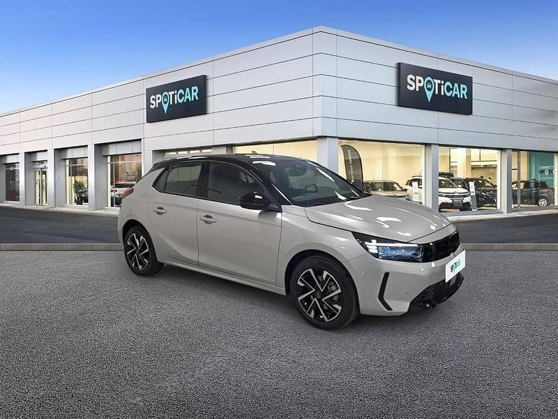 Usado Opel Corsa 101 CV (74 kW) 2025 Gris Utilitario