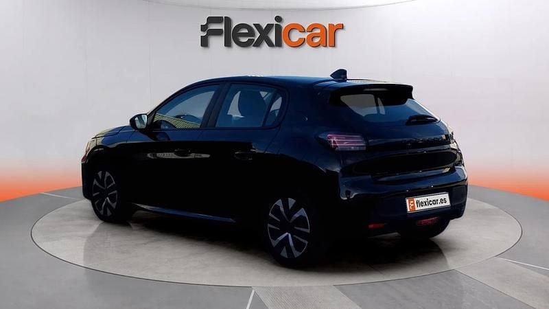 Usado Peugeot 208 Active 102 CV (75 kW) 2024 Negro Utilitario