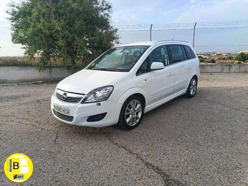 Blanco Usado 2010 Opel Zafira Edition Monovolumen | 4900 € (Precio justo) - Imagen 1/4