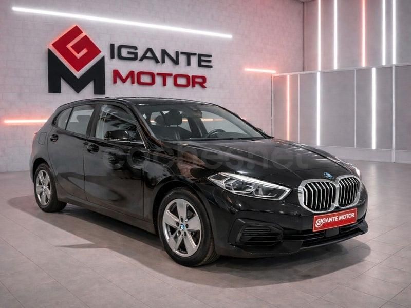 Usado BMW 116 Comfort Edition 116 CV (85 kW) 2020 Negro Utilitario