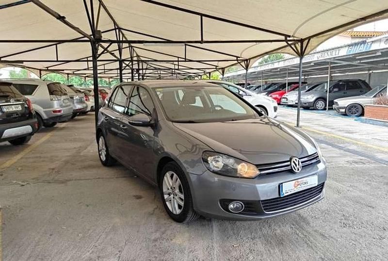 Usado VW Golf VI Advance 122 CV (89 kW) 2011 Gris / plata Utilitario