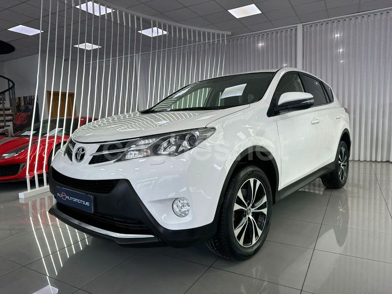 Blanco Usado 2016 Toyota RAV4 Advance SUV | 17.990 € - Imagen 1/4