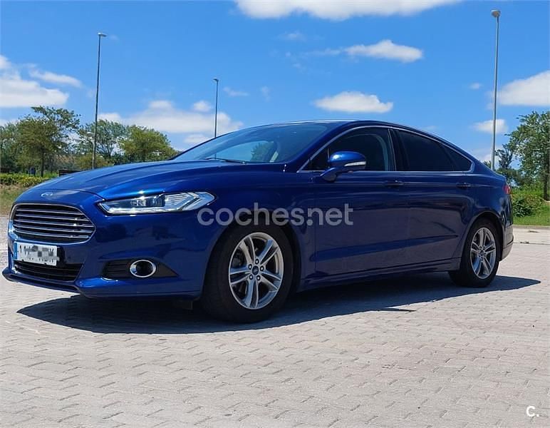 Azul Usado 2017 Ford Mondeo Titanium Berlina | 14.500 € (Un poco caro) - Imagen 1/4