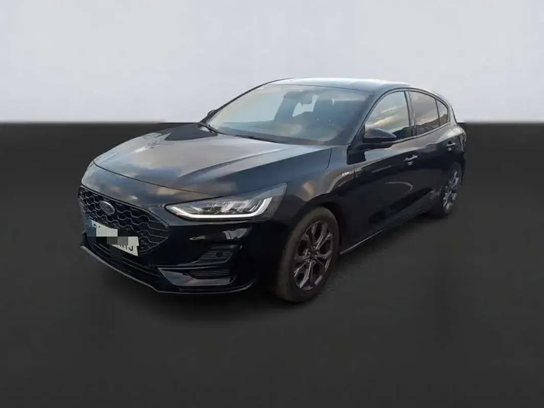 Usado Ford Focus ST-Line 155 CV (114 kW) 2023 Negro Utilitario