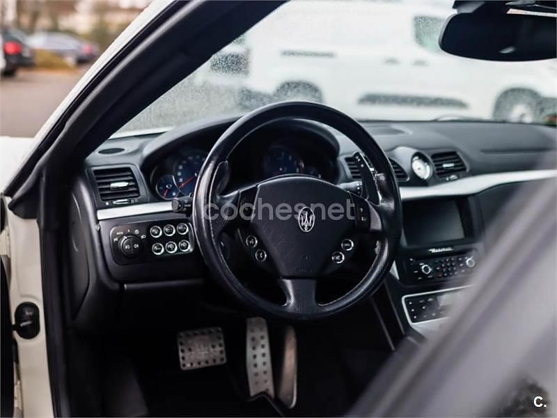 Usado Maserati Granturismo 439 CV (322 kW) 2009 Blanco Coupe