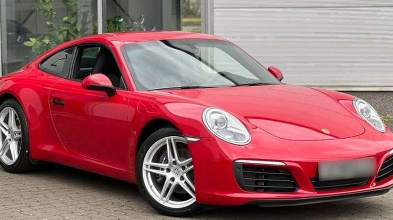 Rojo Nuevo 2025 Porsche 911 Carrera Coupe | 116.900 € - Imagen 1/4