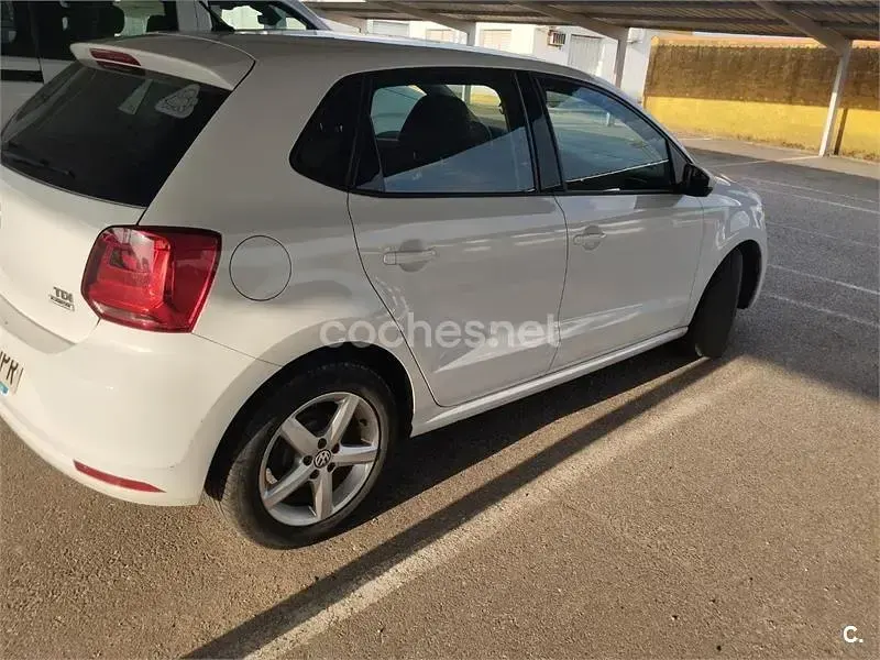 Usado VW Polo Edition 75 CV (55 kW) 2016 Blanco Berlina