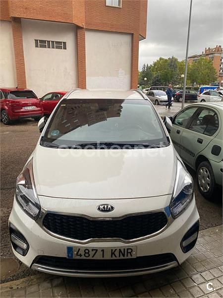 Blanco Usado 2018 Kia Carens Monovolumen | 13.900 € (Precio justo) - Imagen 1/4