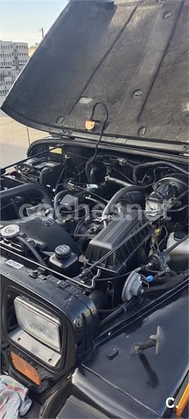 Usado Jeep Wrangler 121 CV (88 kW) 1998 Negro SUV