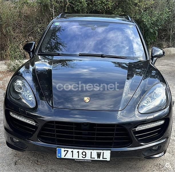 Usado Porsche Cayenne Turbo S 550 CV (404 kW) 2013 Negro SUV