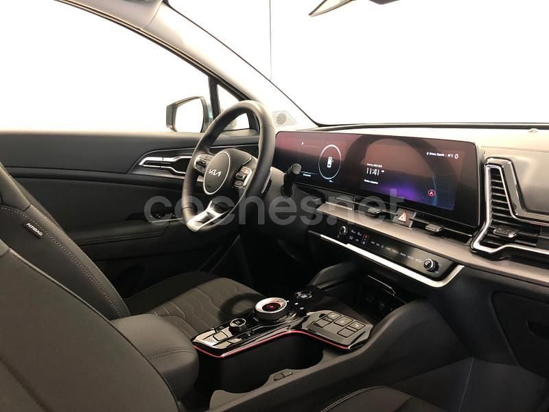 Usado Kia Sportage 215 CV (158 kW) 2025 Gris / plata SUV