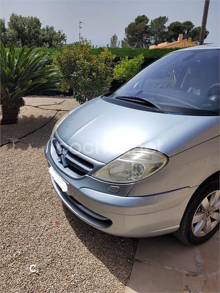 Gris / plata Usado 2008 Citroën C8 Monovolumen | 5000 € - Imagen 1/4